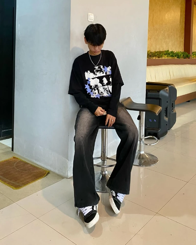 Graphic Layered Long-Sleeve Tee
